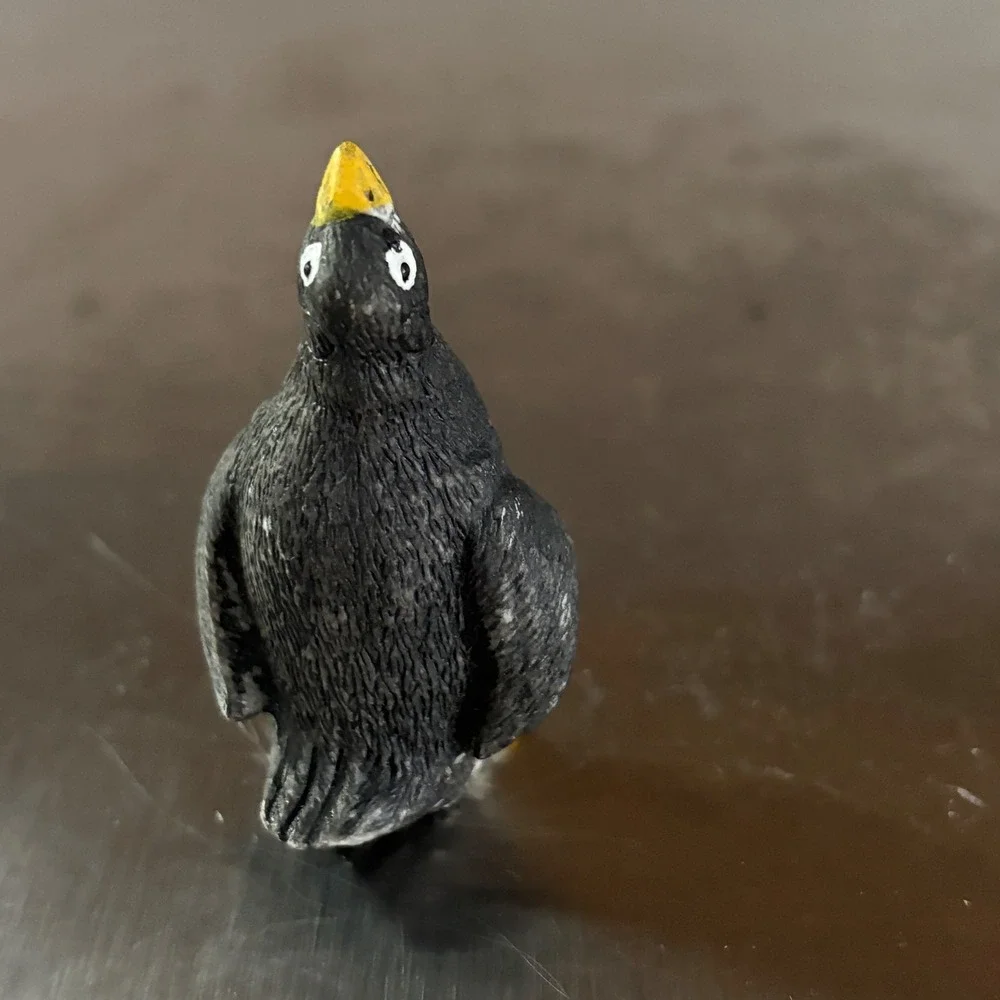 Two Cute Penguin Figurines Small Collectible Animal‎ Toys Yellow Beaks